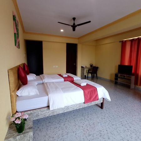 Brit'S Palace Goa Agacaim Esterno foto