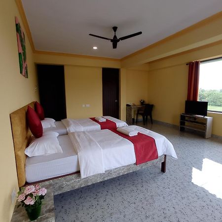 Brit'S Palace Goa Agacaim Esterno foto